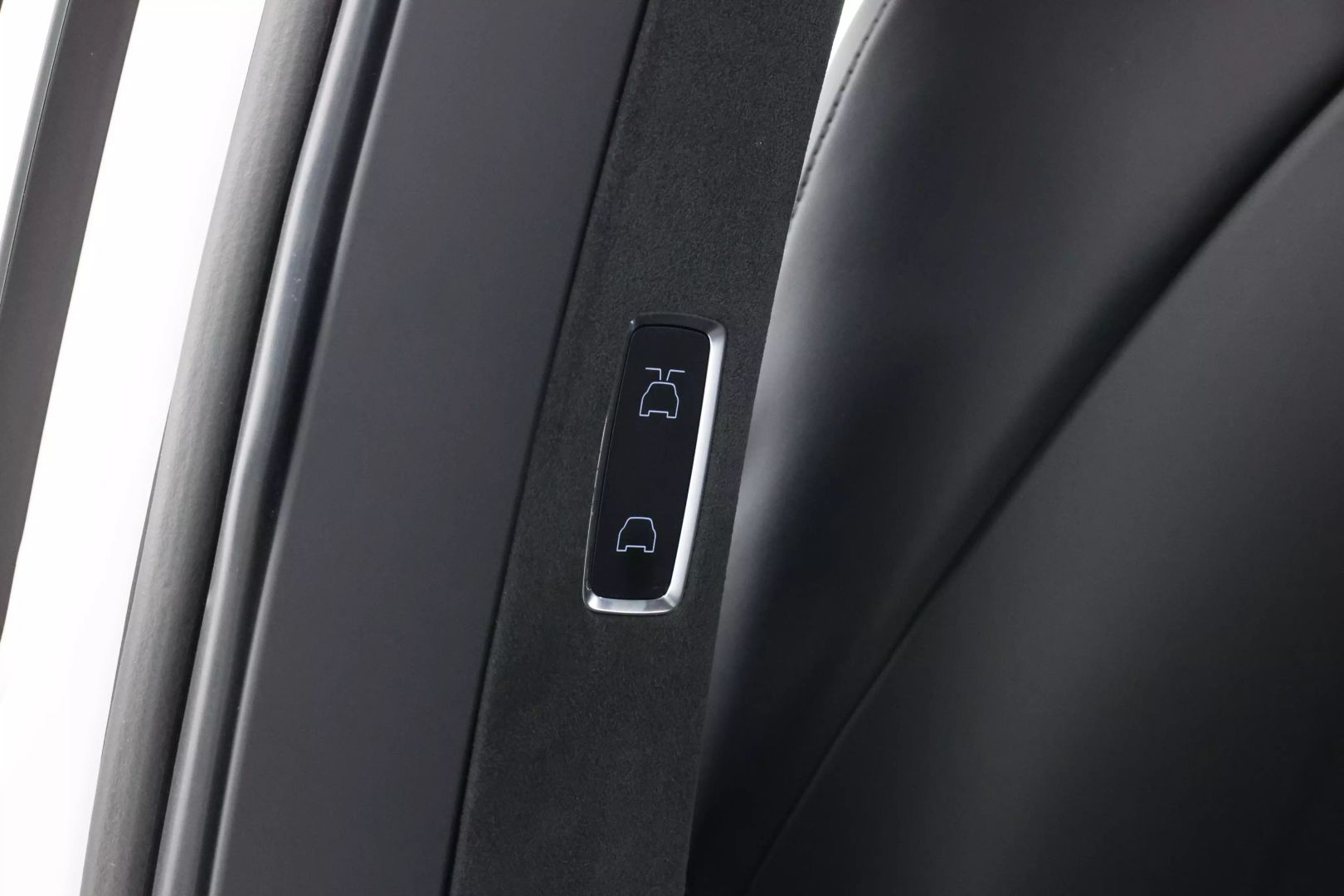 2022 Tesla Model X - Image 49