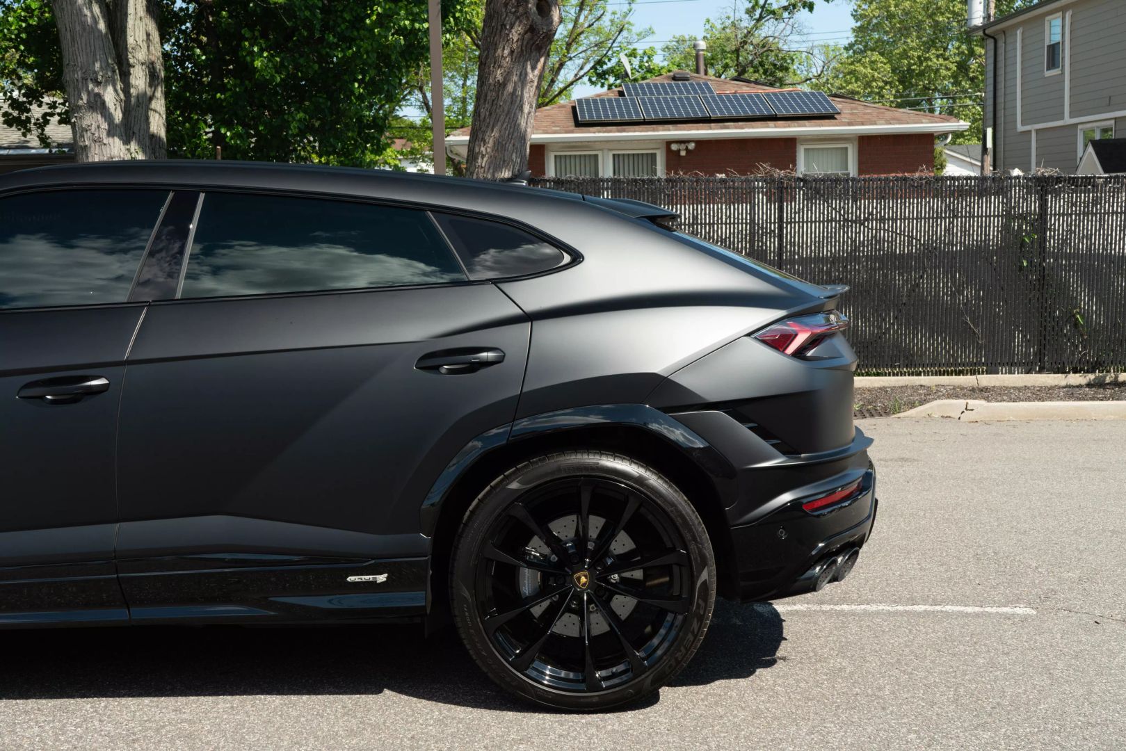 2024 Lamborghini Urus - Image 16