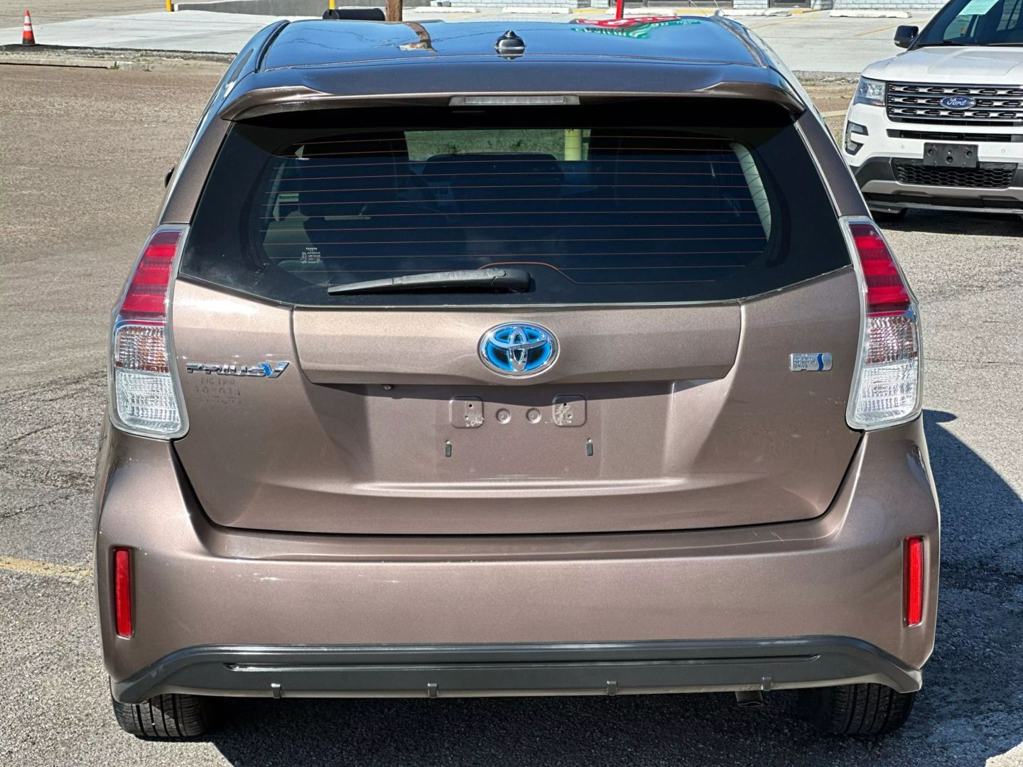 2015 Toyota Prius V - Image 5