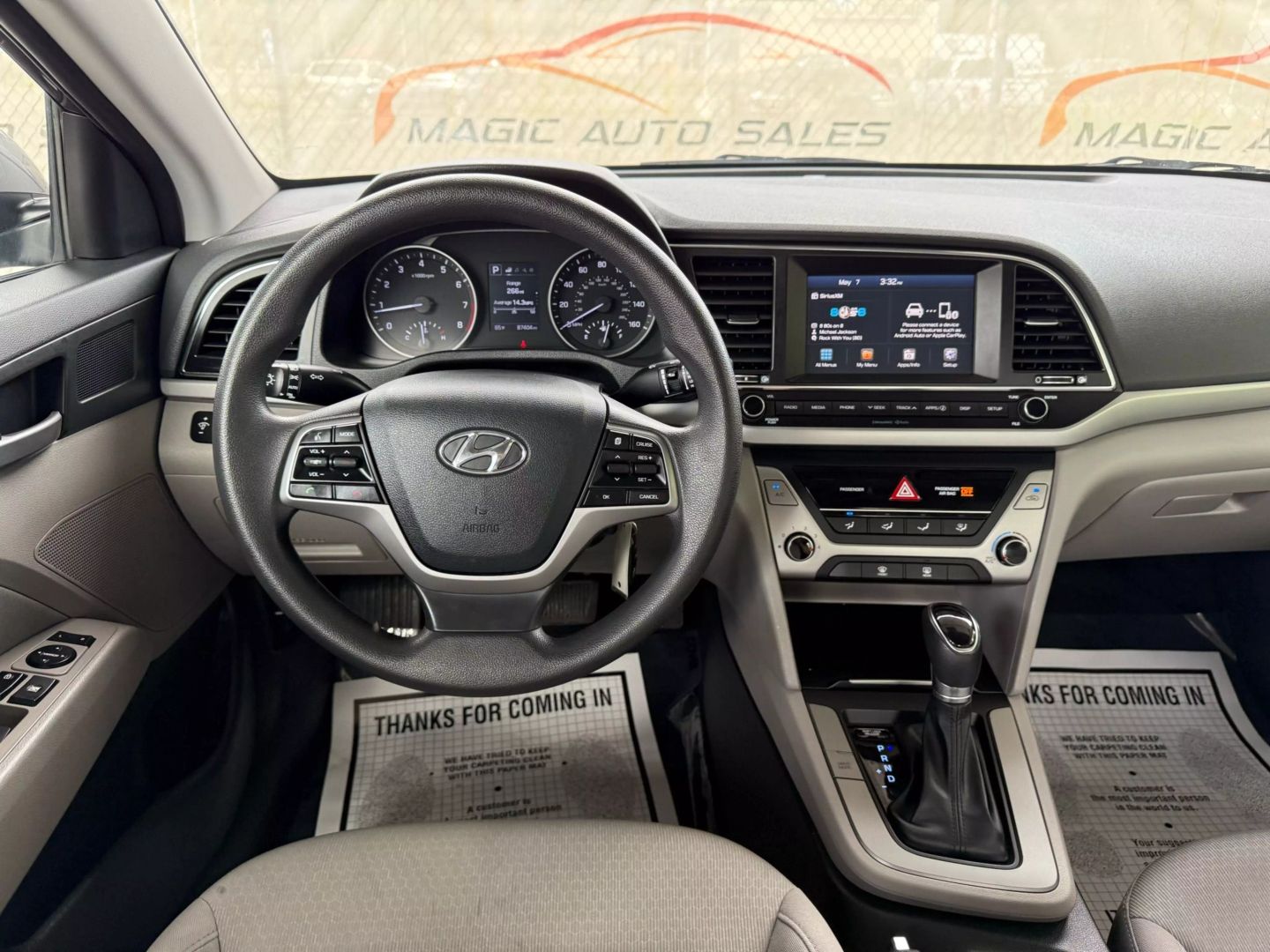 2018 Hyundai Elantra - Image 29