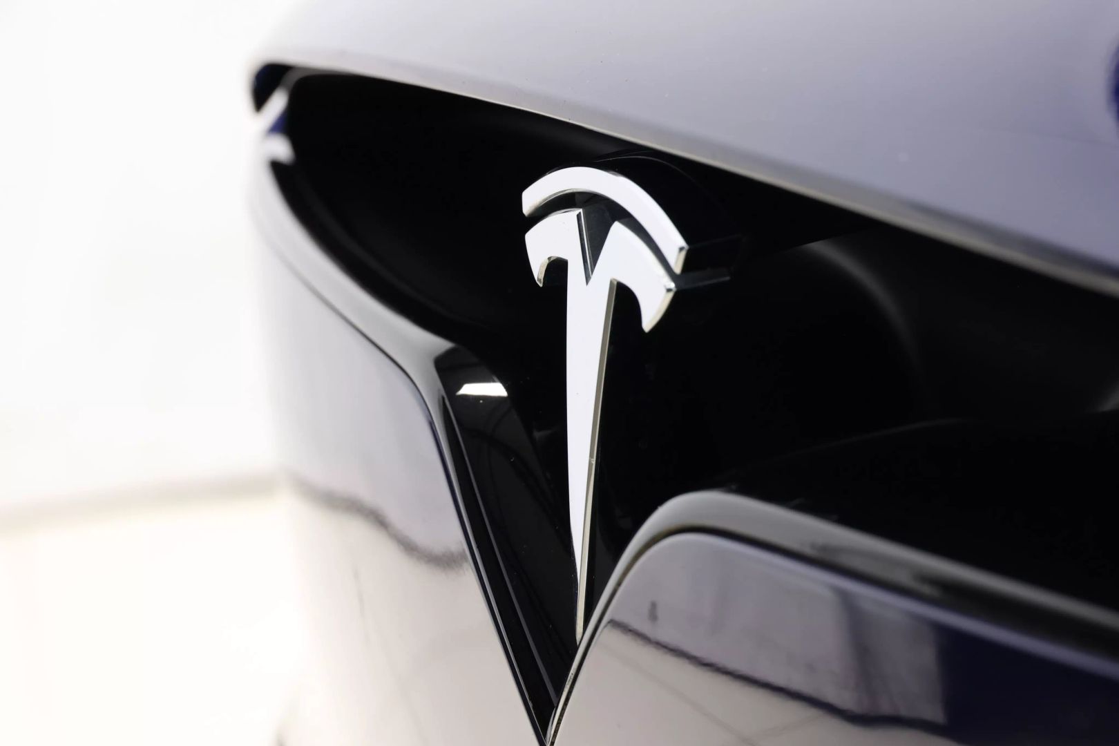 2022 Tesla Model X - Image 108