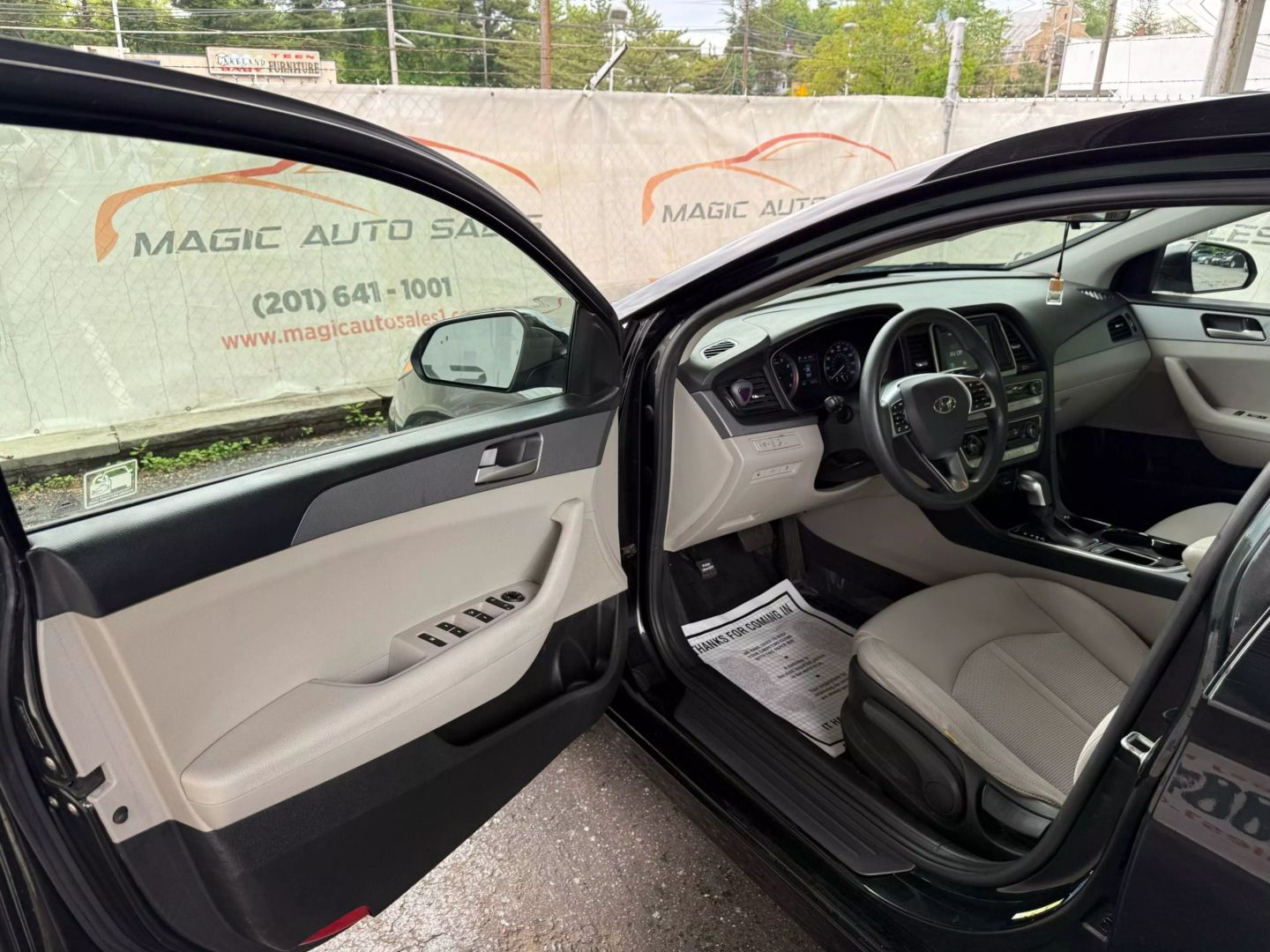2019 Hyundai Sonata - Image 14