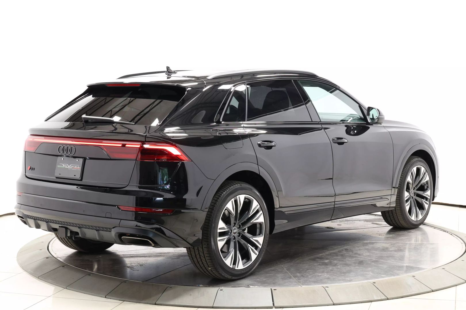 2025 Audi Q8 - Image 68