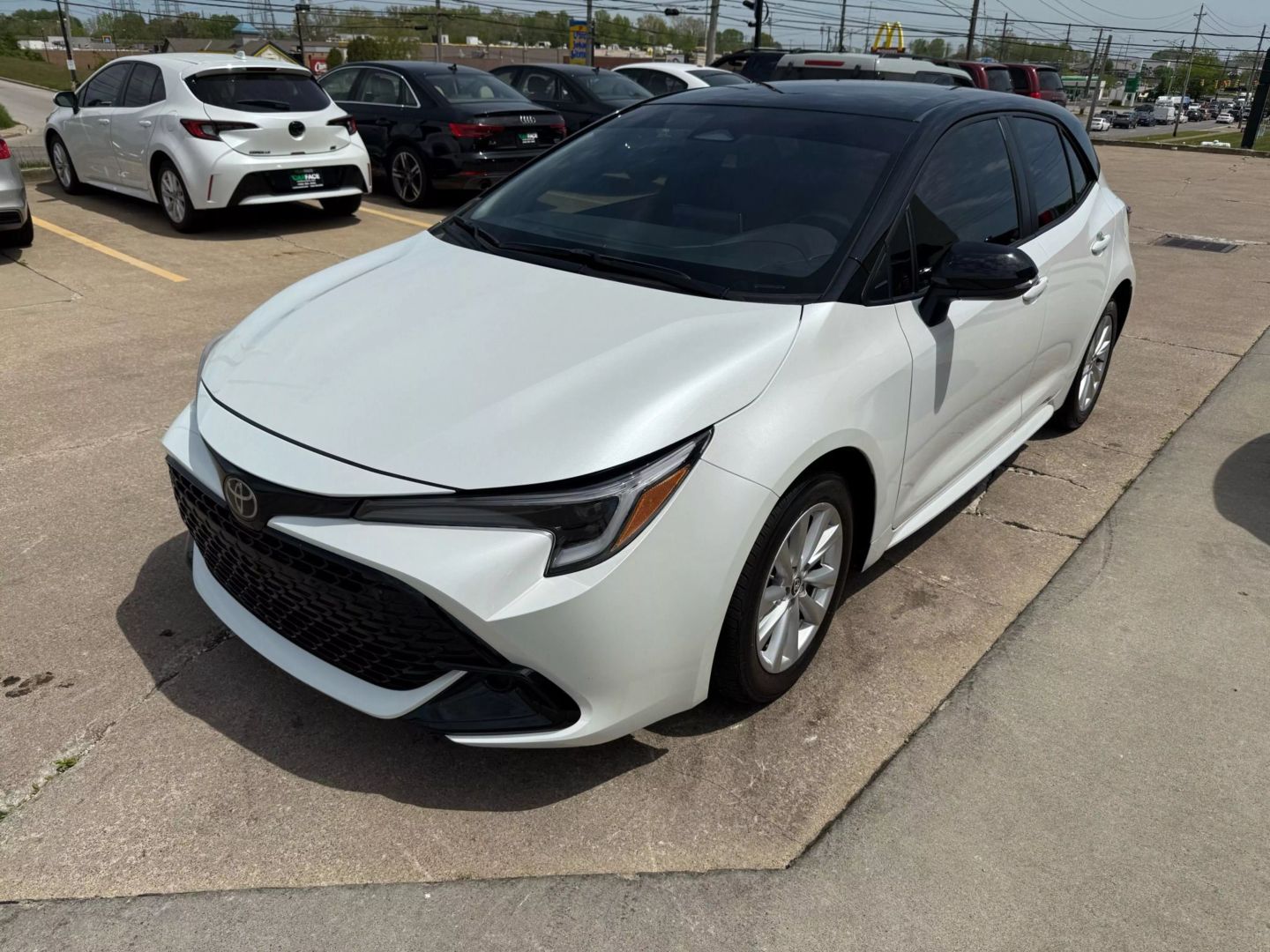 2024 Toyota Corolla Hatchback - Image 4