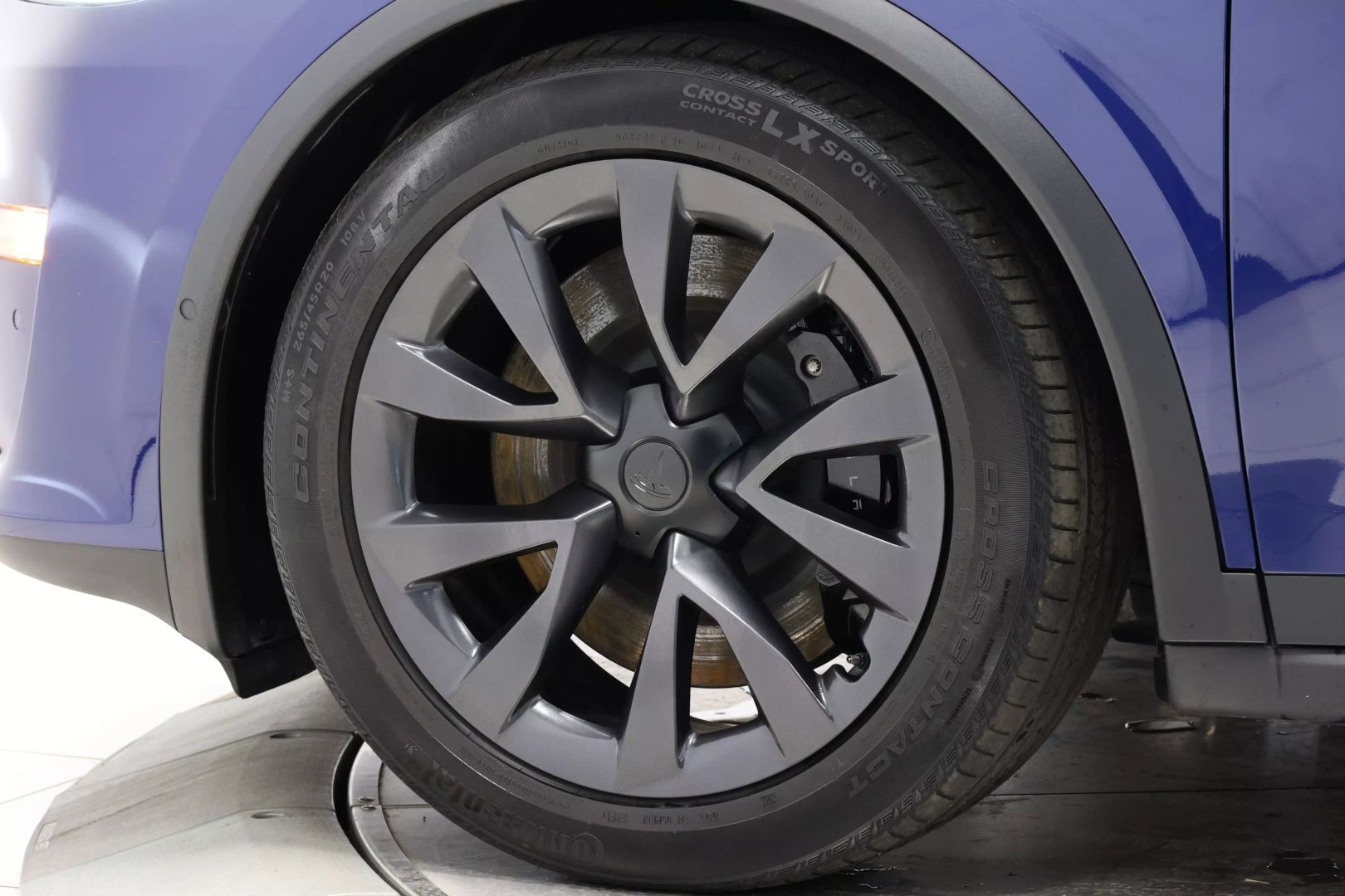2022 Tesla Model X - Image 111