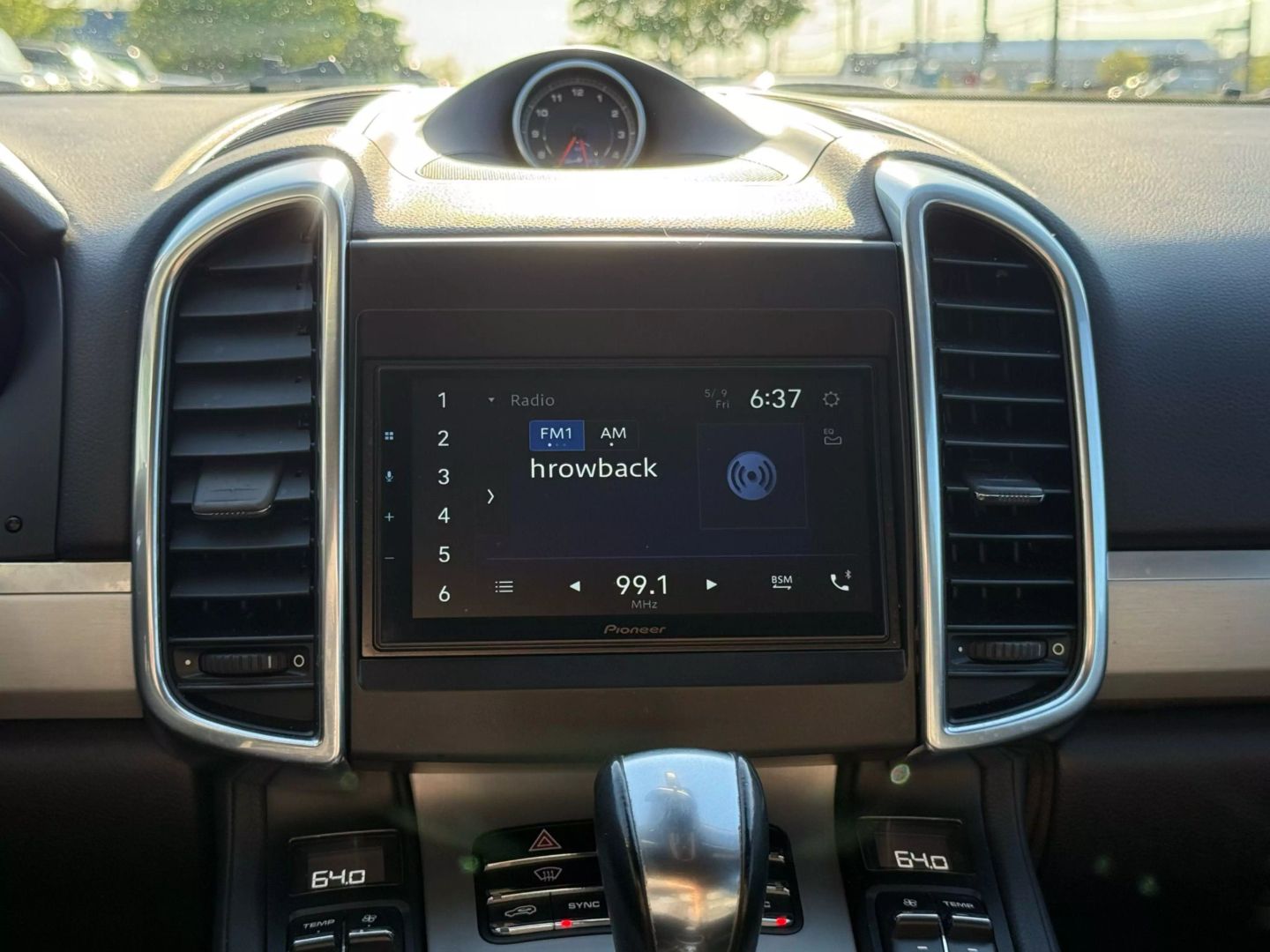 2014 Porsche Cayenne - Image 32