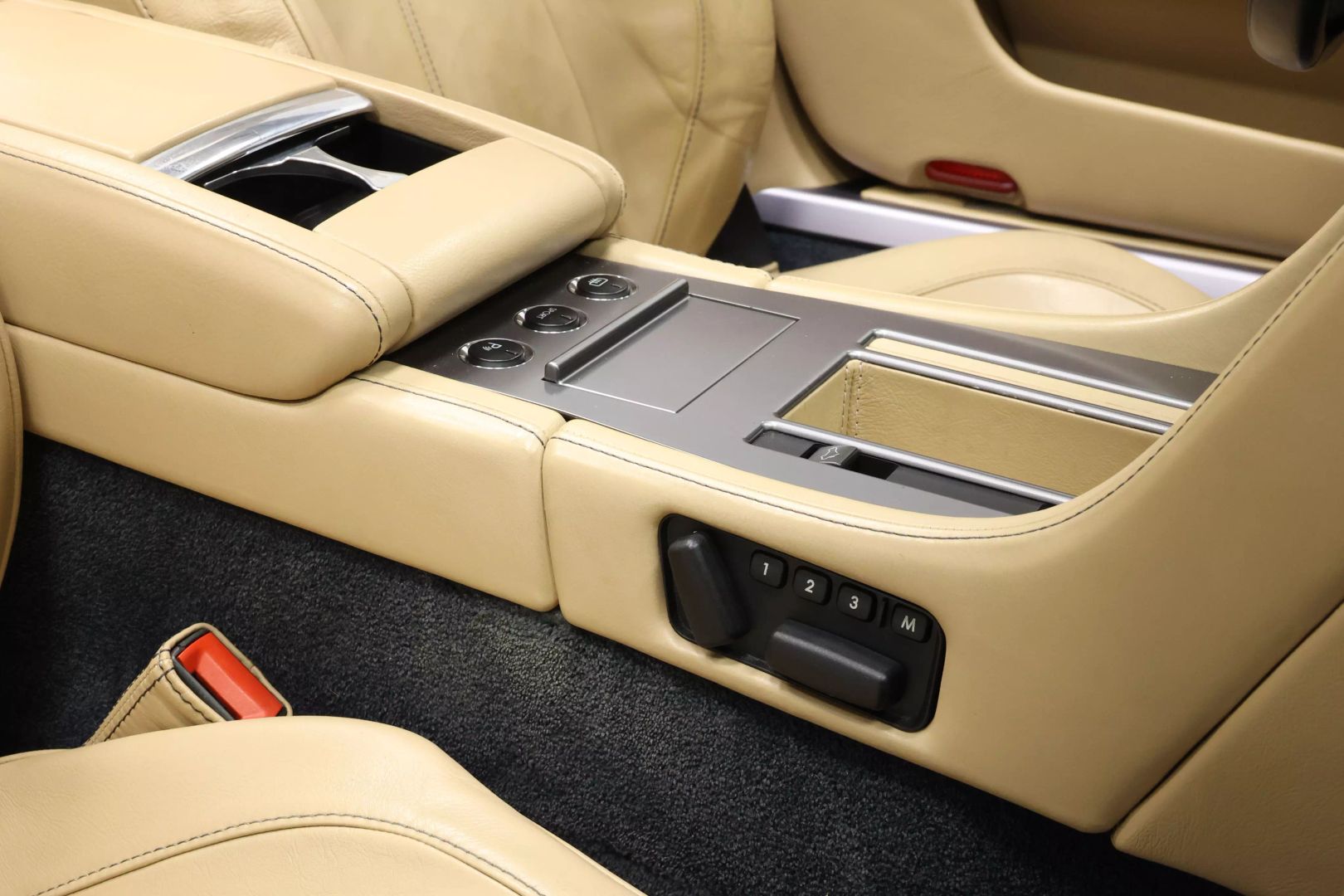 2008 Aston Martin Db9 - Image 75