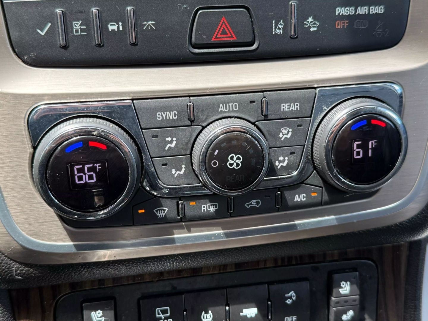 2016 Gmc Acadia - Image 45