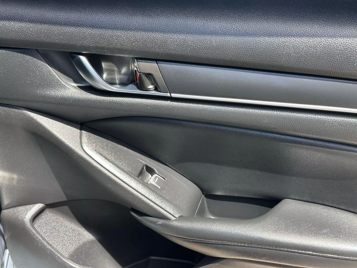 2021 Honda Accord - Image 22