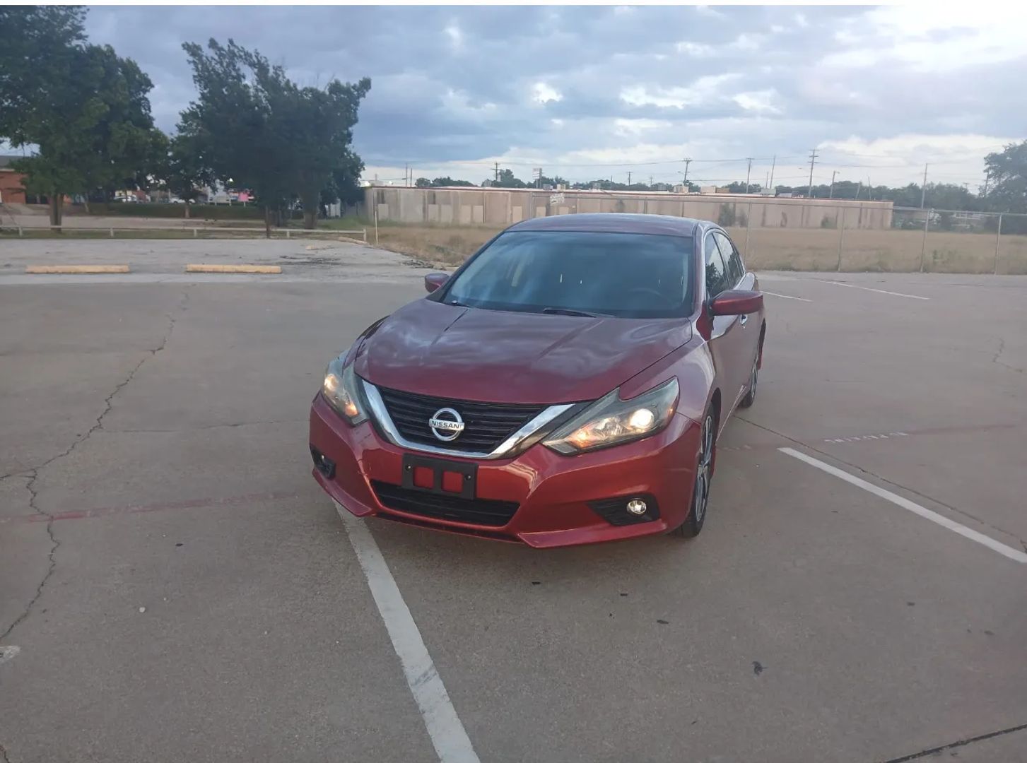 2016 Nissan Altima - Image 1