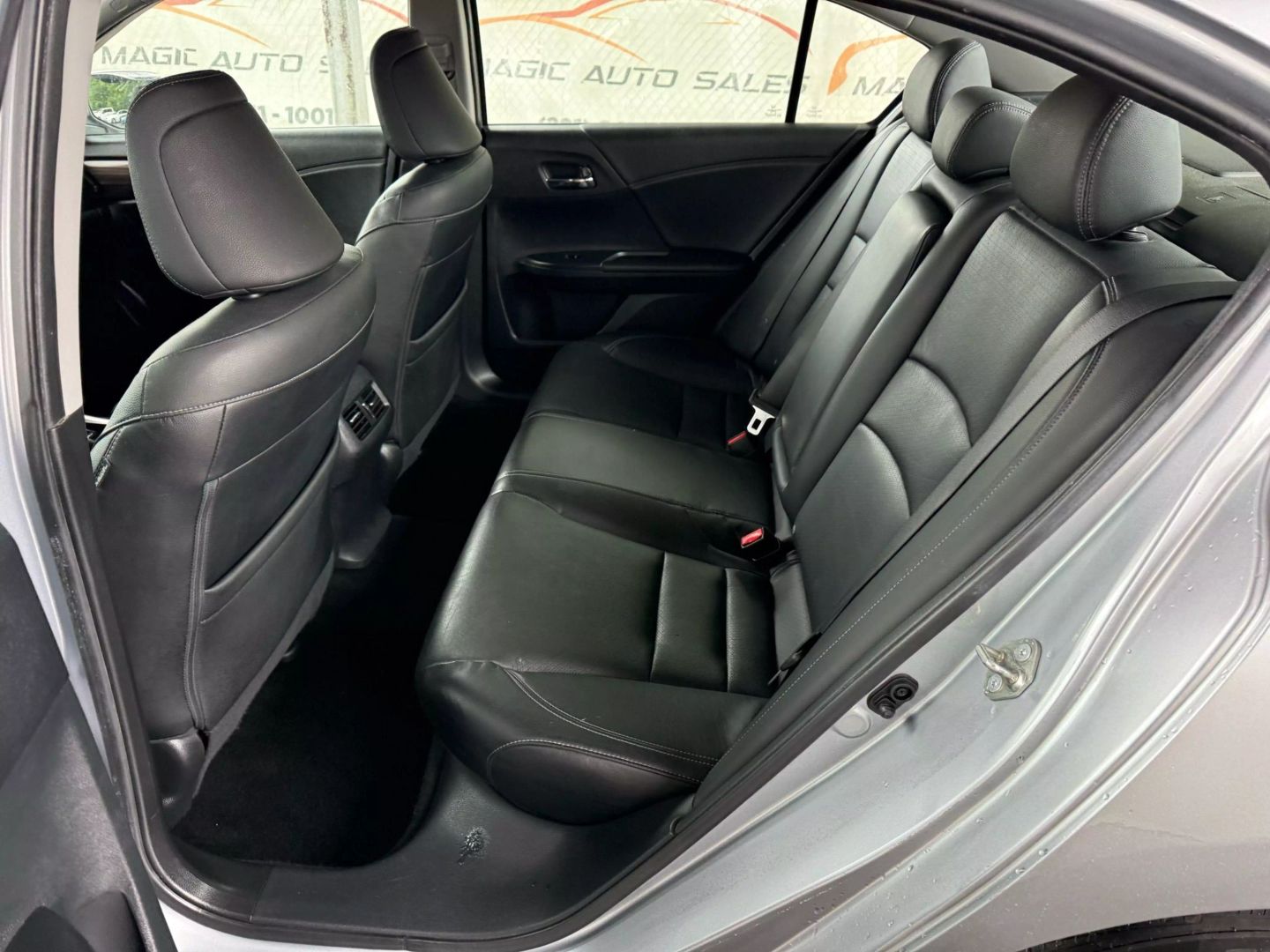 2017 Honda Accord - Image 18