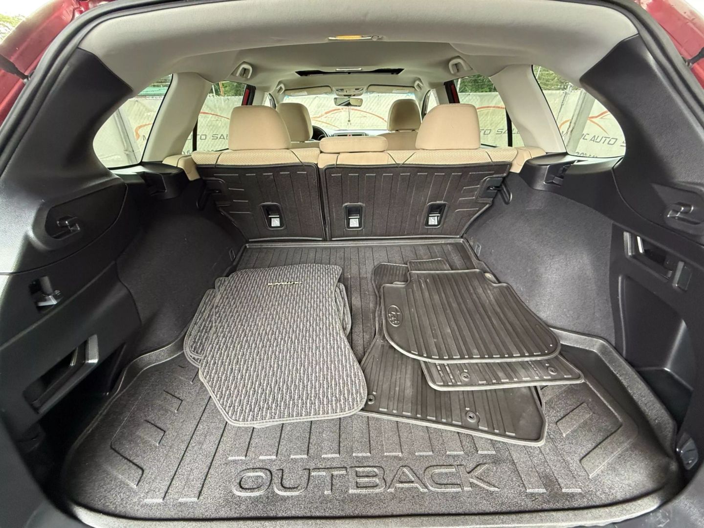 2017 Subaru Outback - Image 20