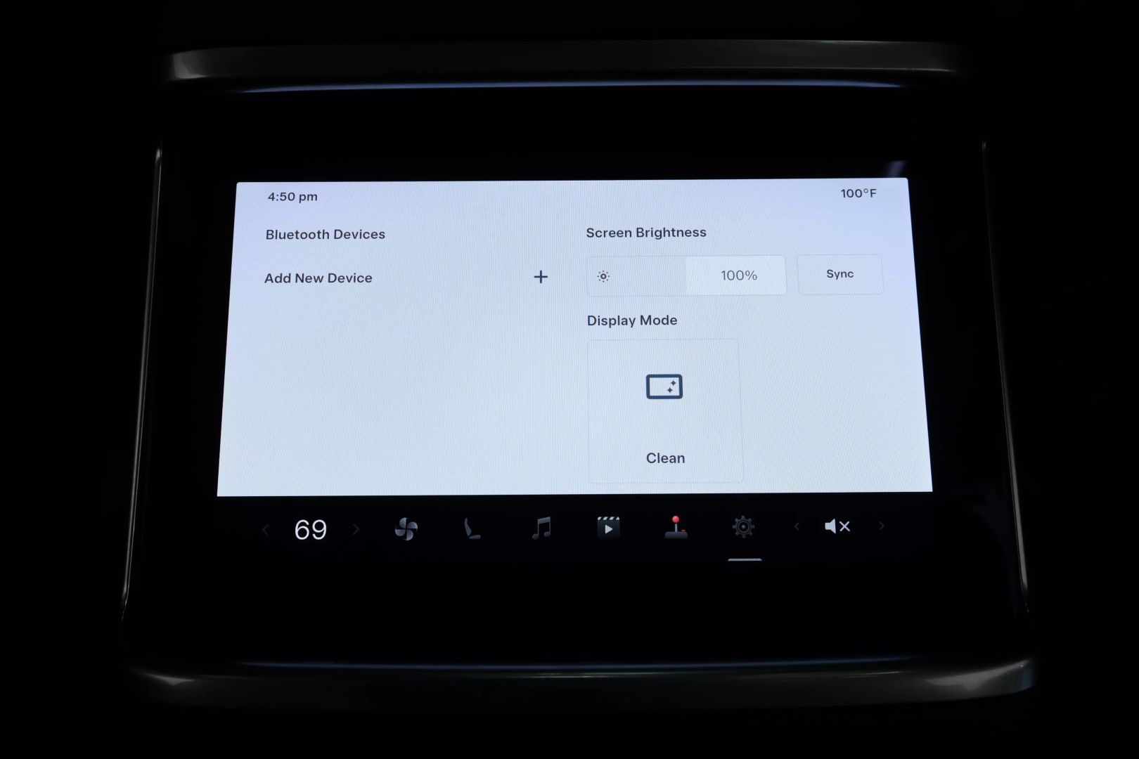 2022 Tesla Model X - Image 75
