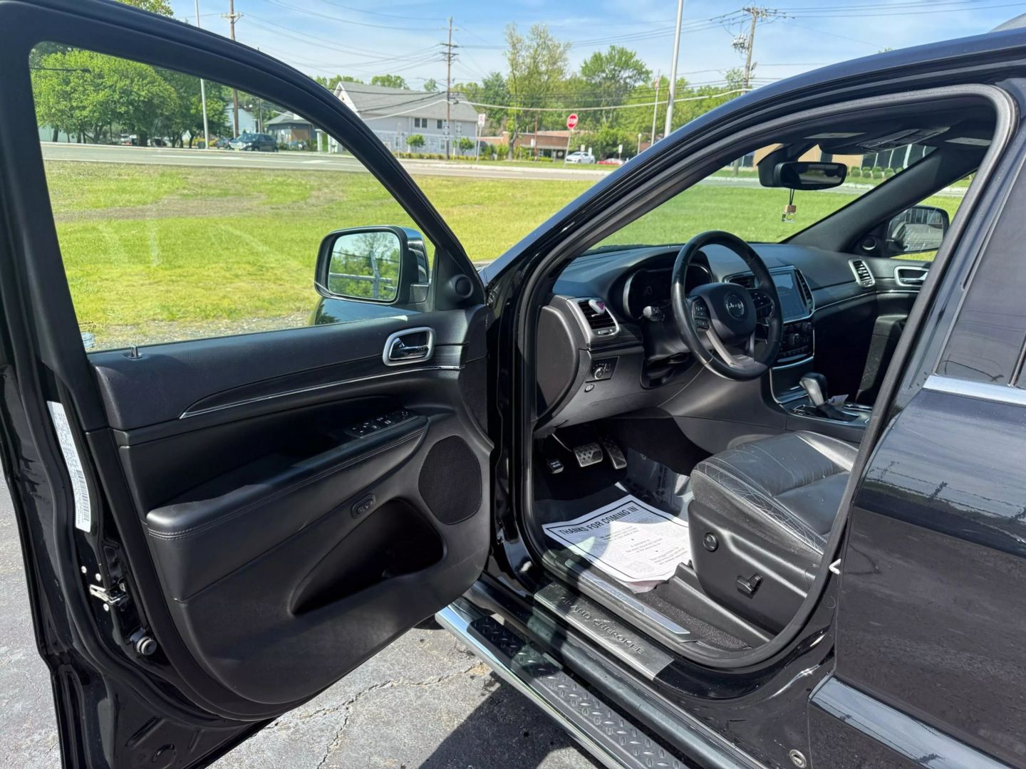 2019 Jeep Grand Cherokee - Image 14