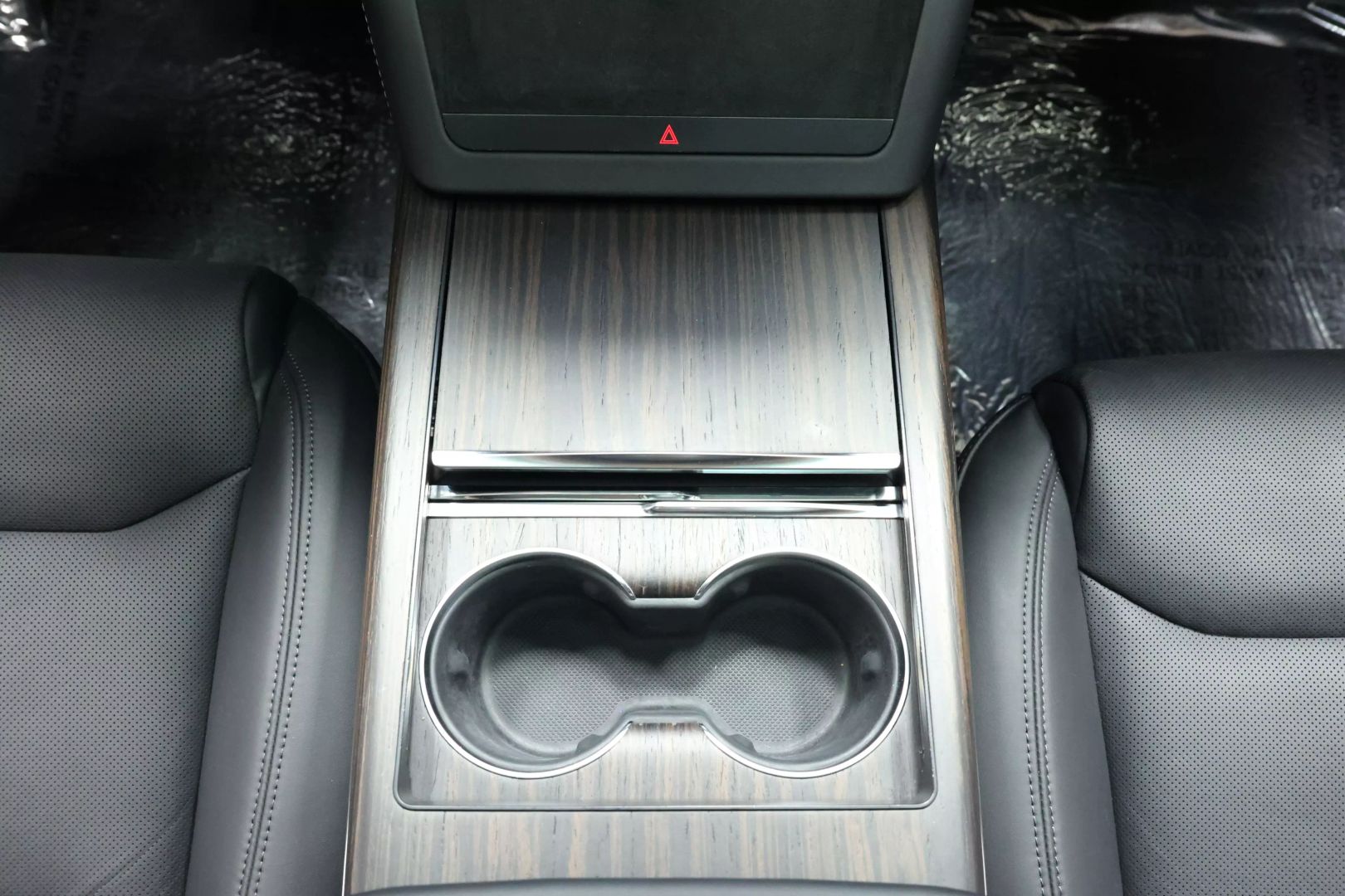 2022 Tesla Model X - Image 36