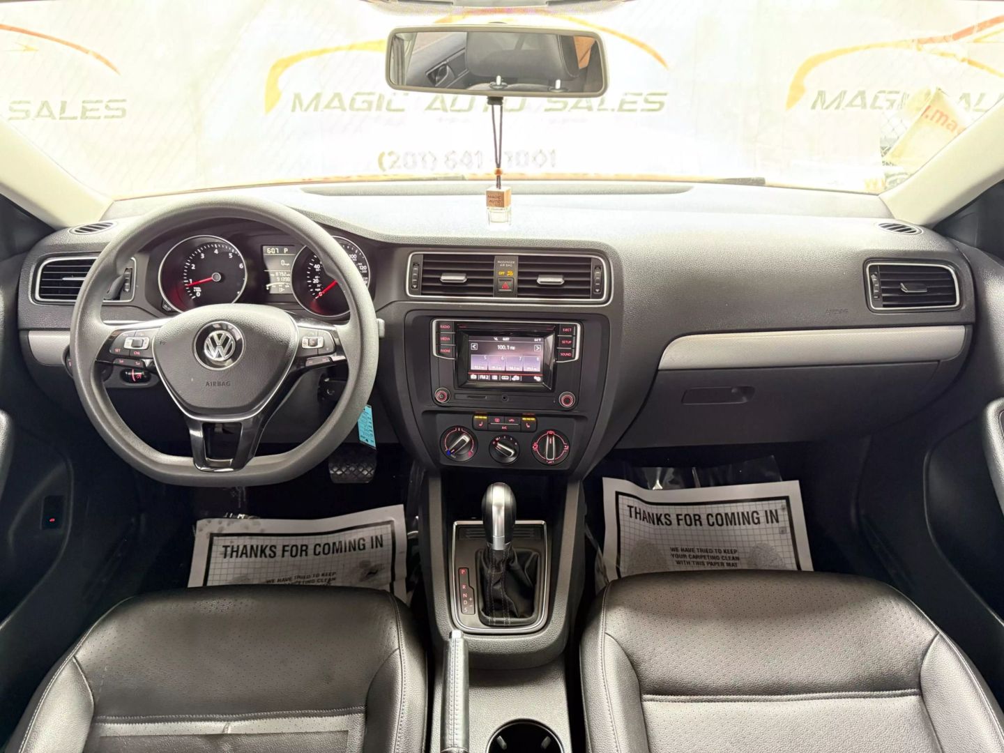 2018 Volkswagen Jetta - Image 27