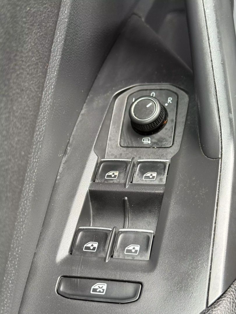2021 Volkswagen Jetta - Image 43