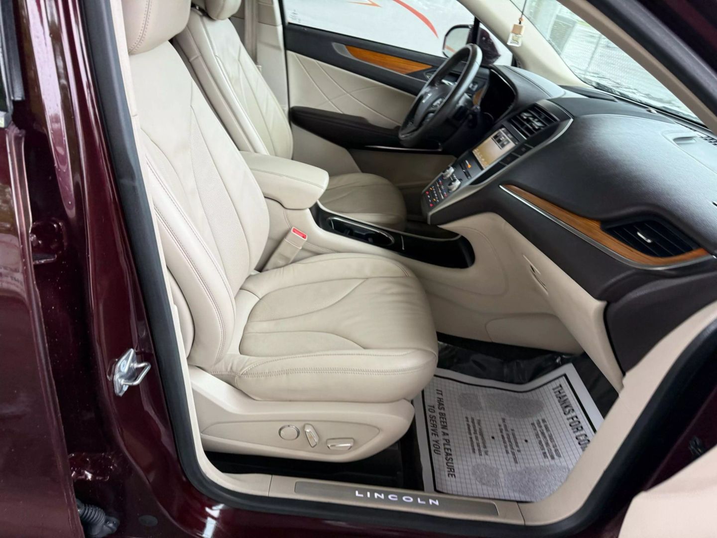 2017 Lincoln Mkc - Image 25