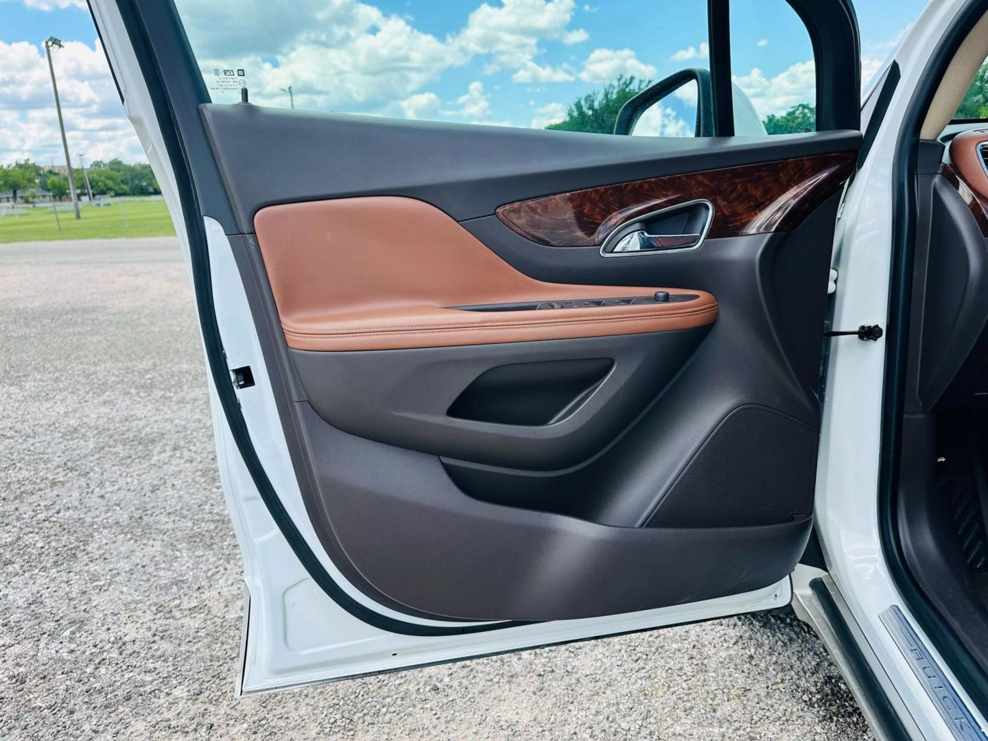 2015 Buick Encore - Image 14