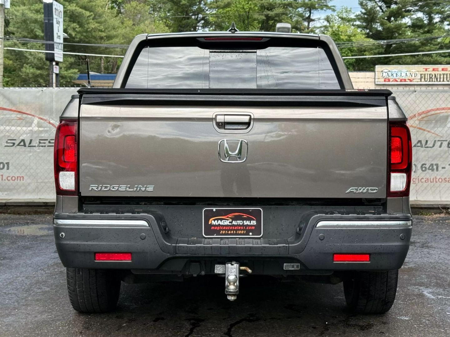 2020 Honda Ridgeline - Image 10