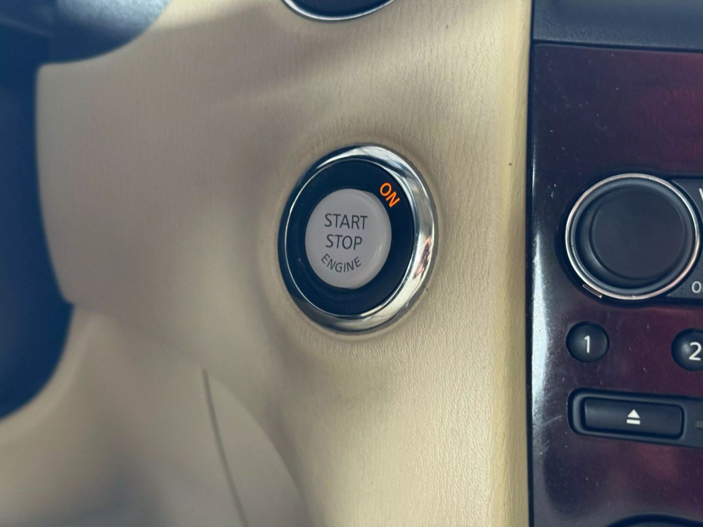 2017 Infiniti Qx50 - Image 29