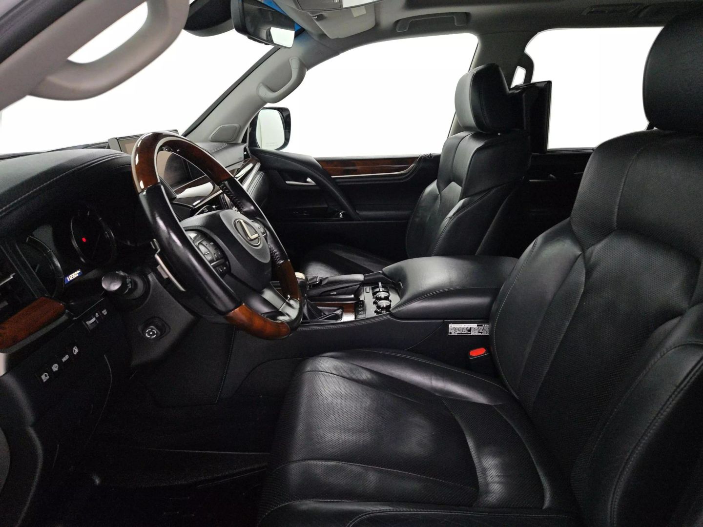 2018 Lexus Lx - Image 9