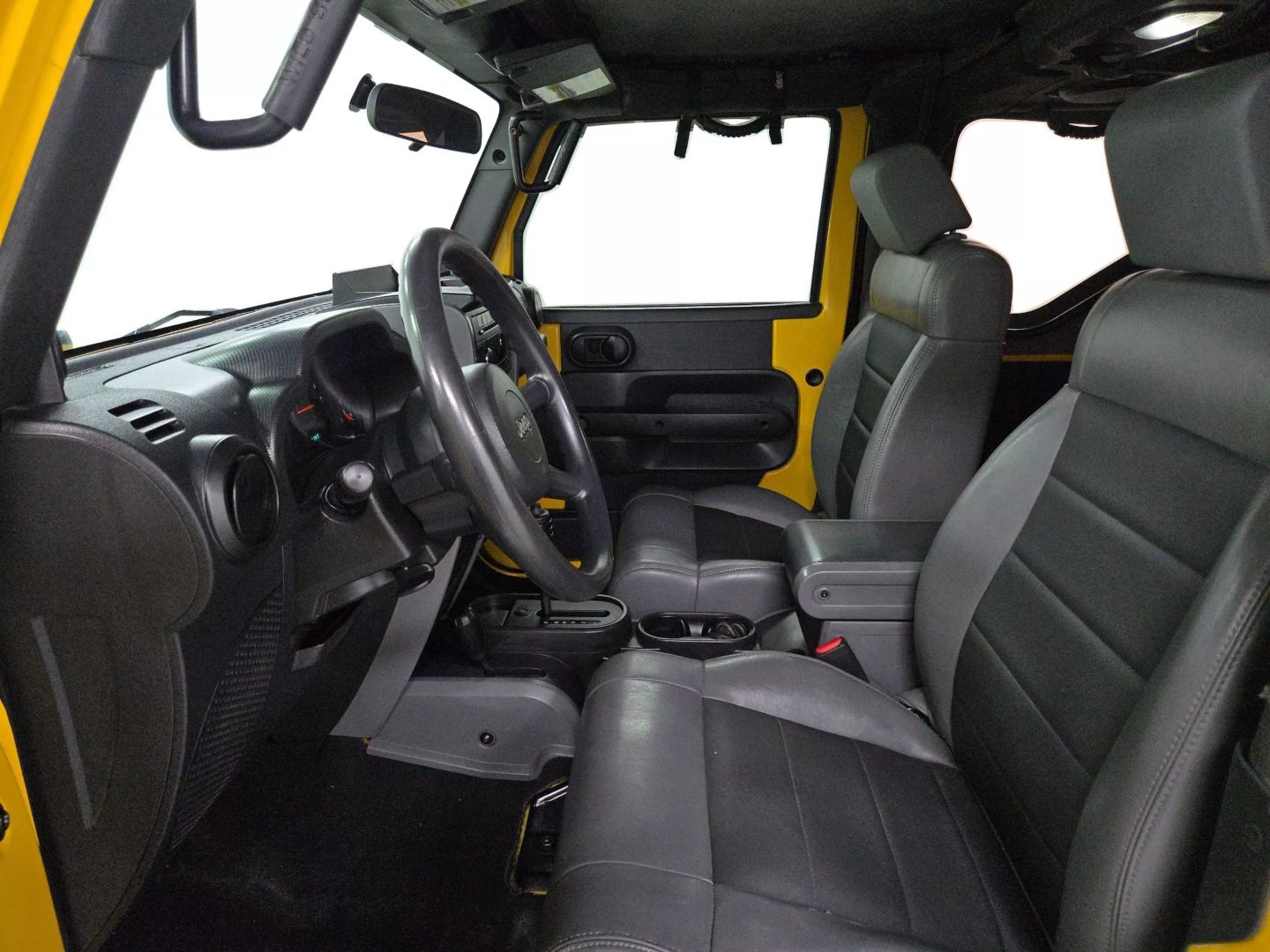 2009 Jeep Wrangler - Image 9