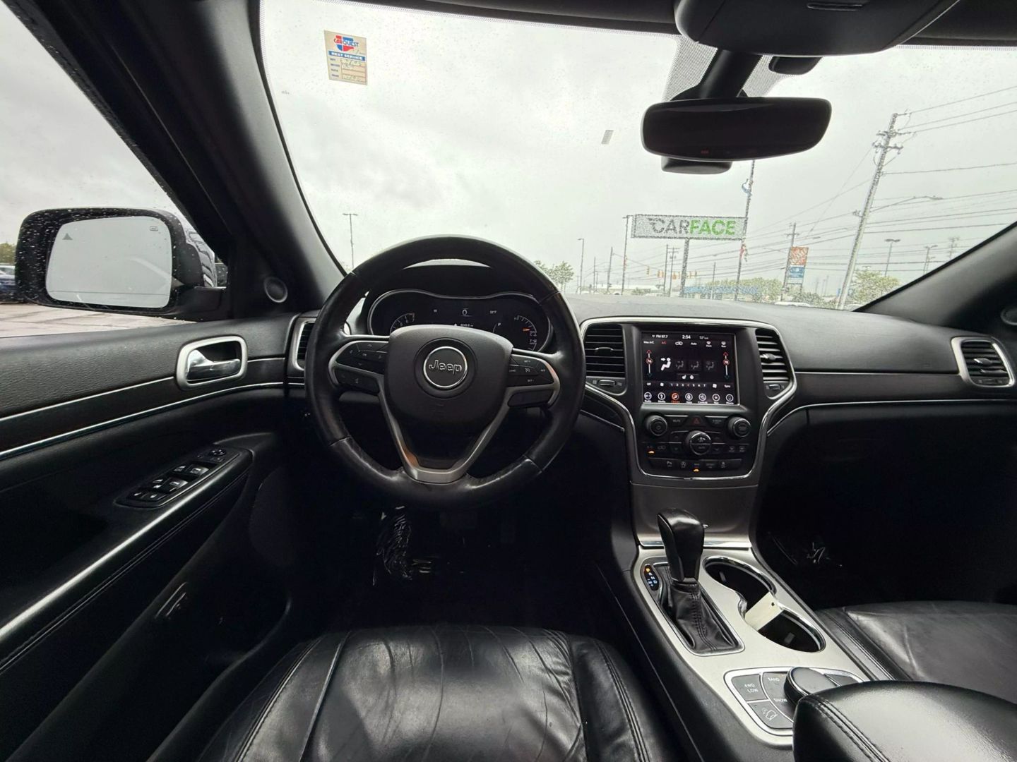 2018 Jeep Grand Cherokee - Image 30