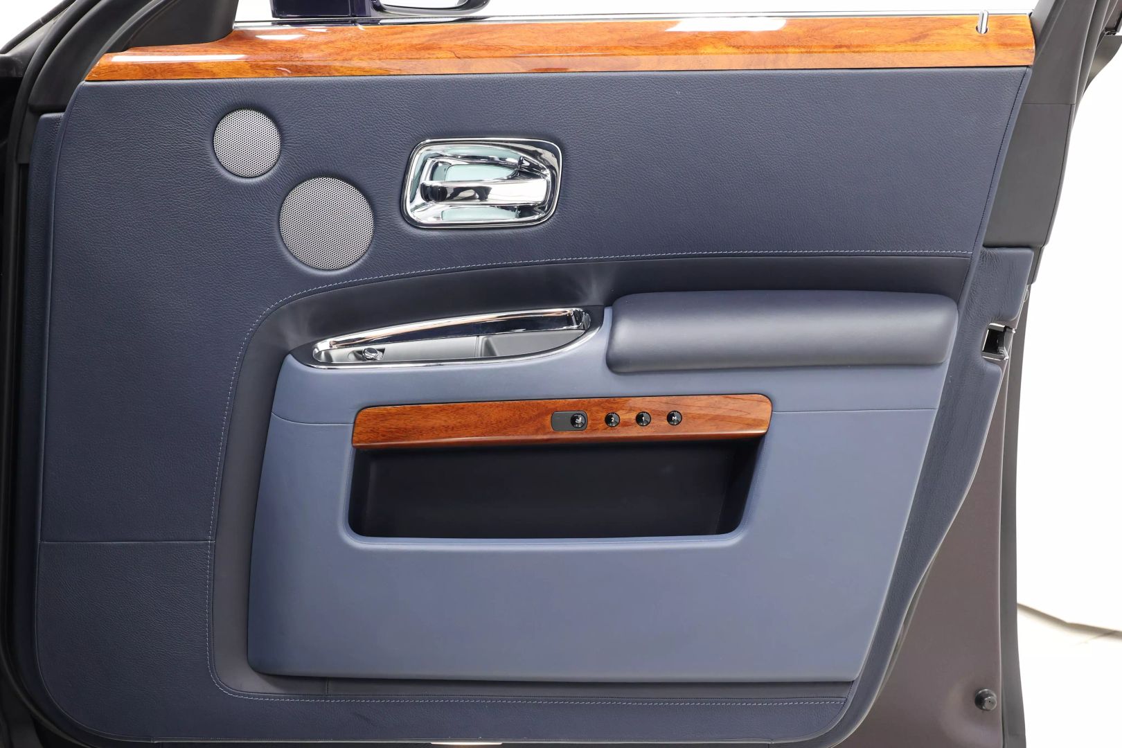 2012 Rolls-royce Ghost - Image 100