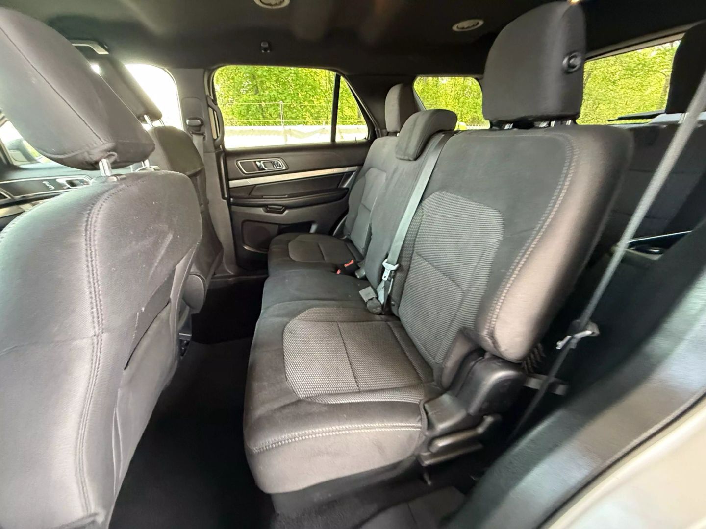 2019 Ford Explorer - Image 19