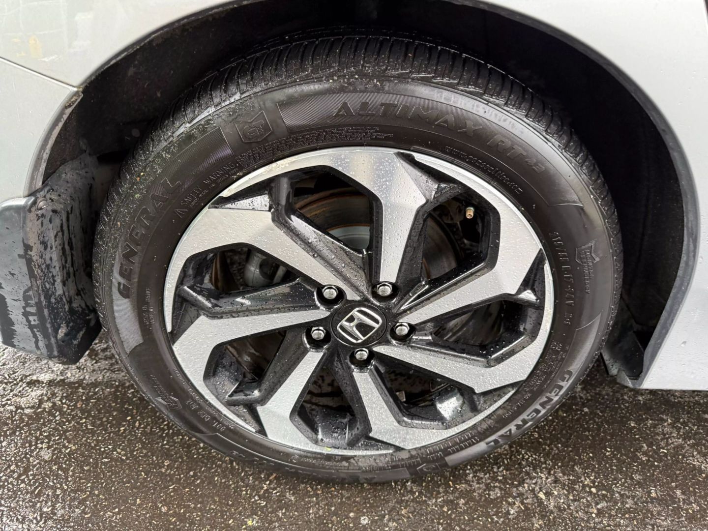 2017 Honda Accord - Image 48