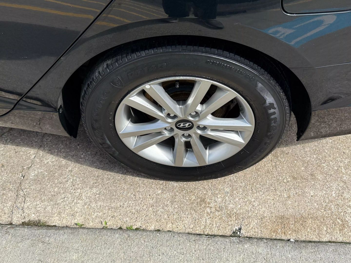 2016 Hyundai Sonata - Image 48