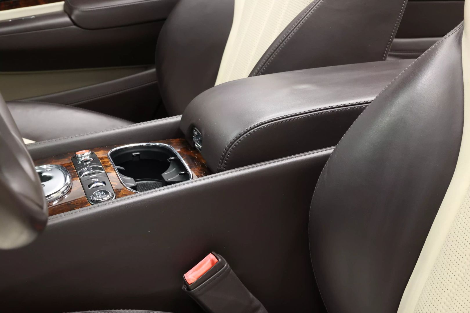 2013 Bentley Continental - Image 18