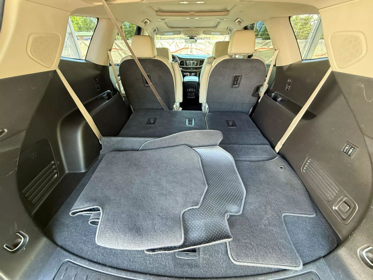 2019 Buick Enclave - Image 22