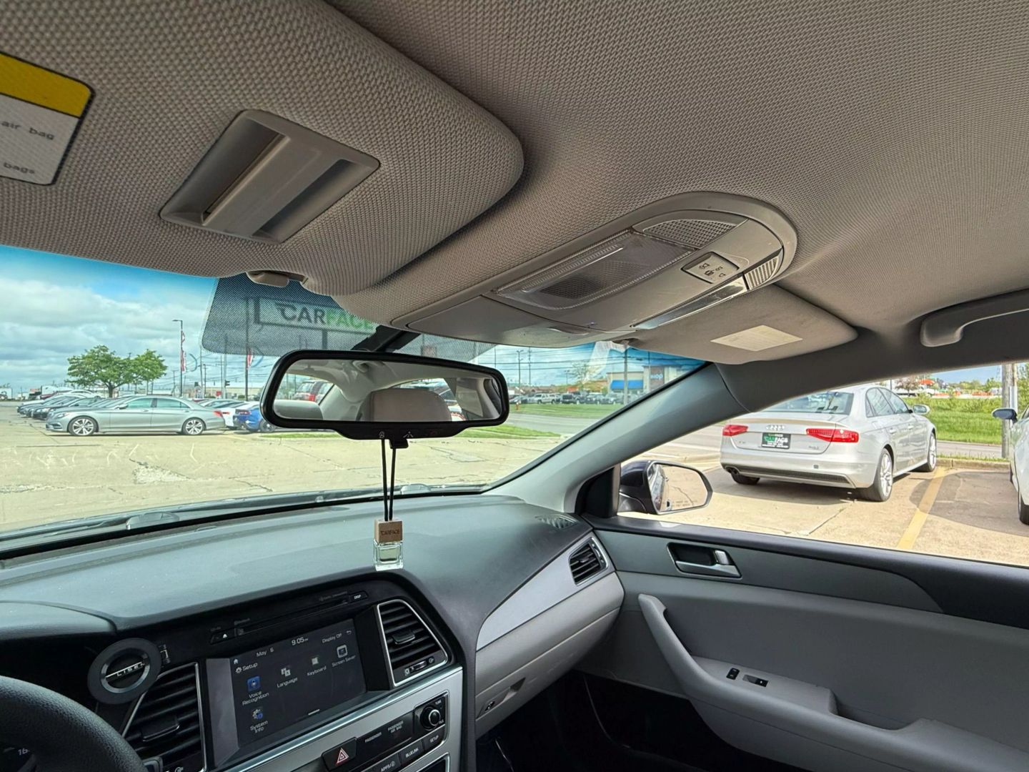 2016 Hyundai Sonata - Image 42