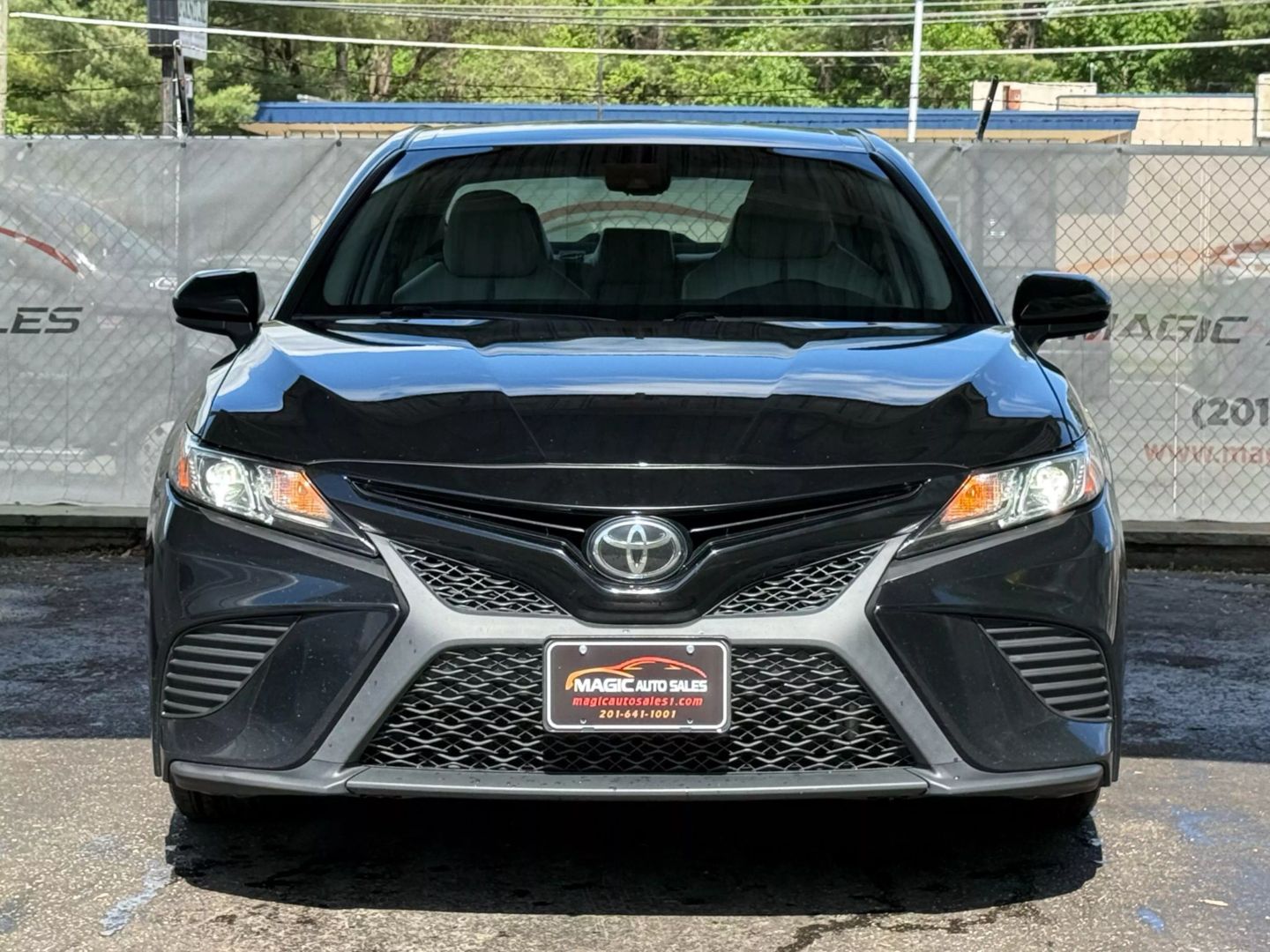 2019 Toyota Camry - Image 5