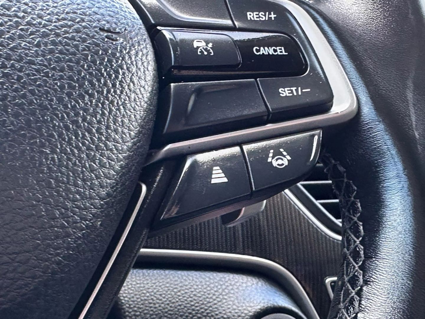 2021 Honda Accord - Image 29