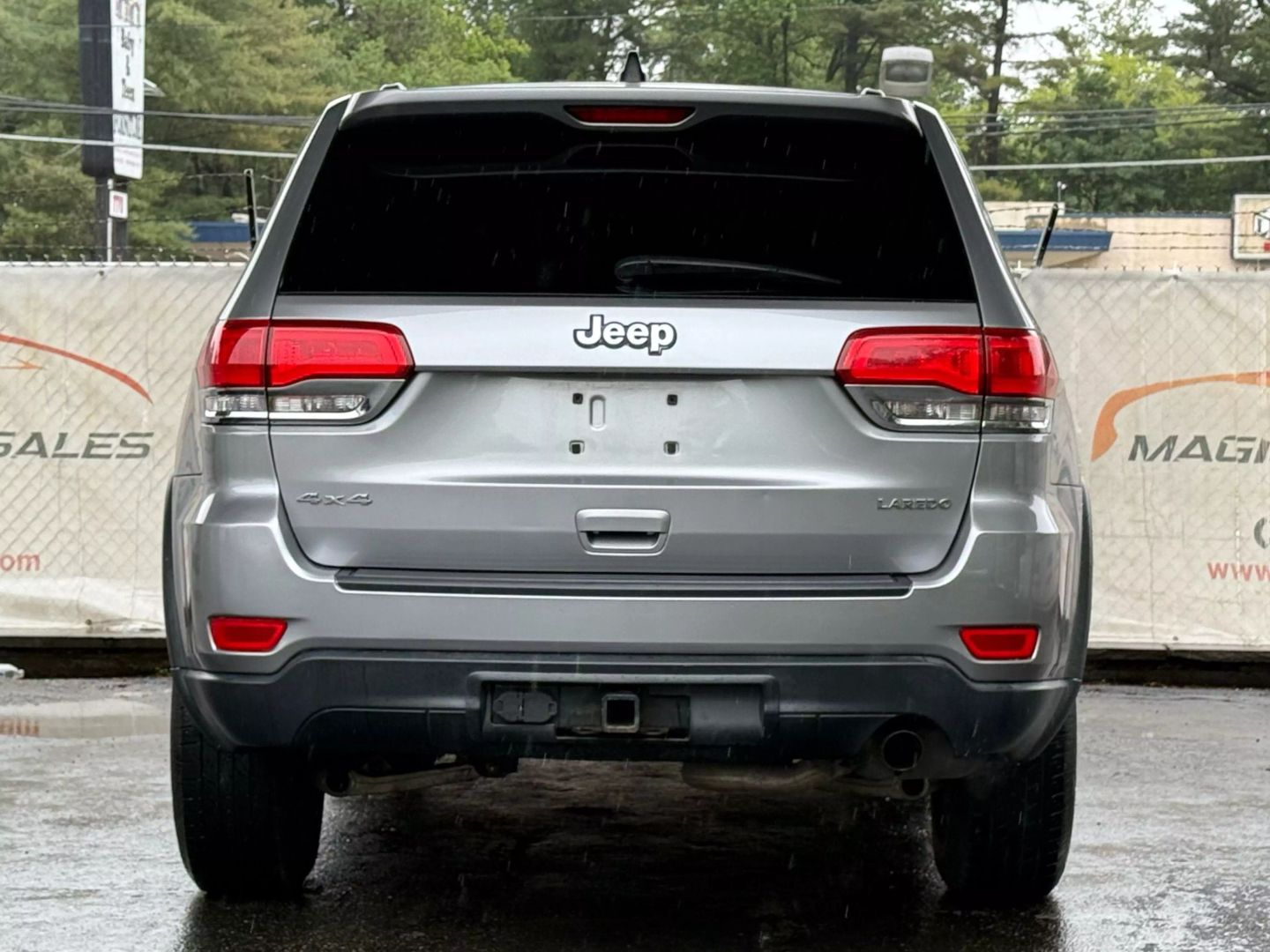 2015 Jeep Grand Cherokee - Image 10