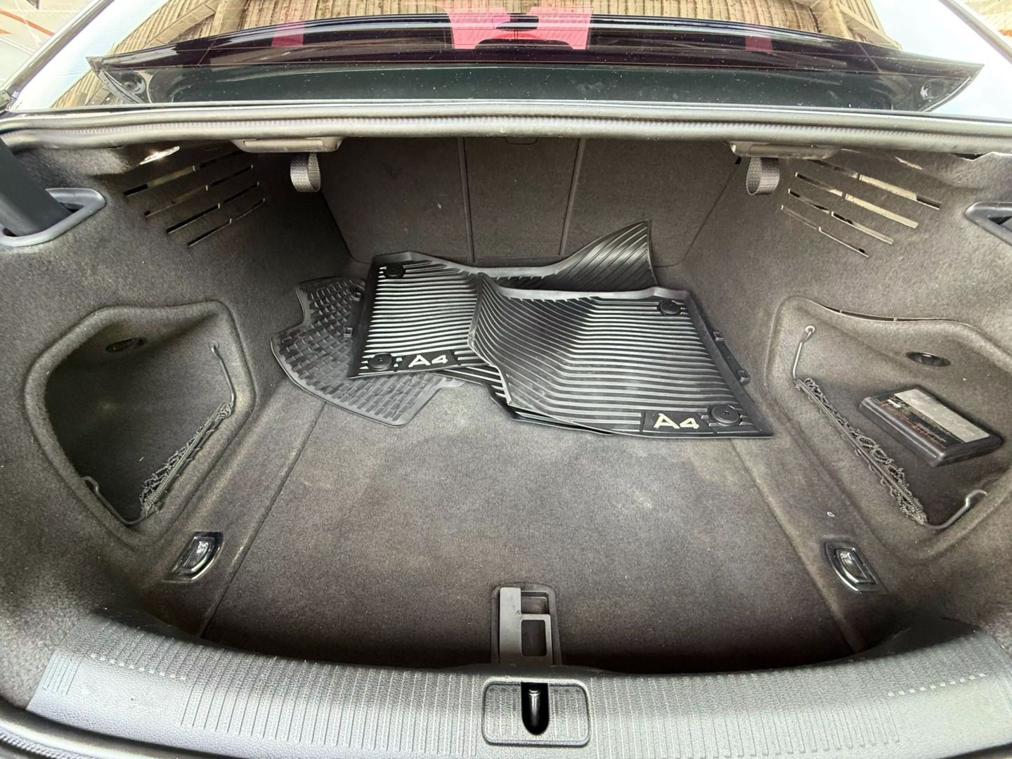 2017 Audi A4 - Image 20