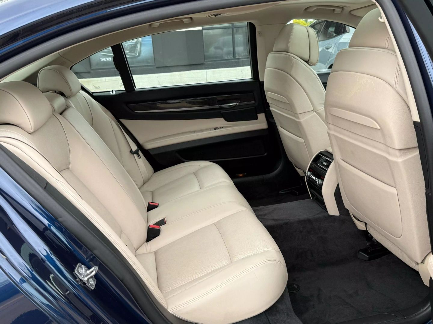 2010 Bmw 7 Series - Image 24