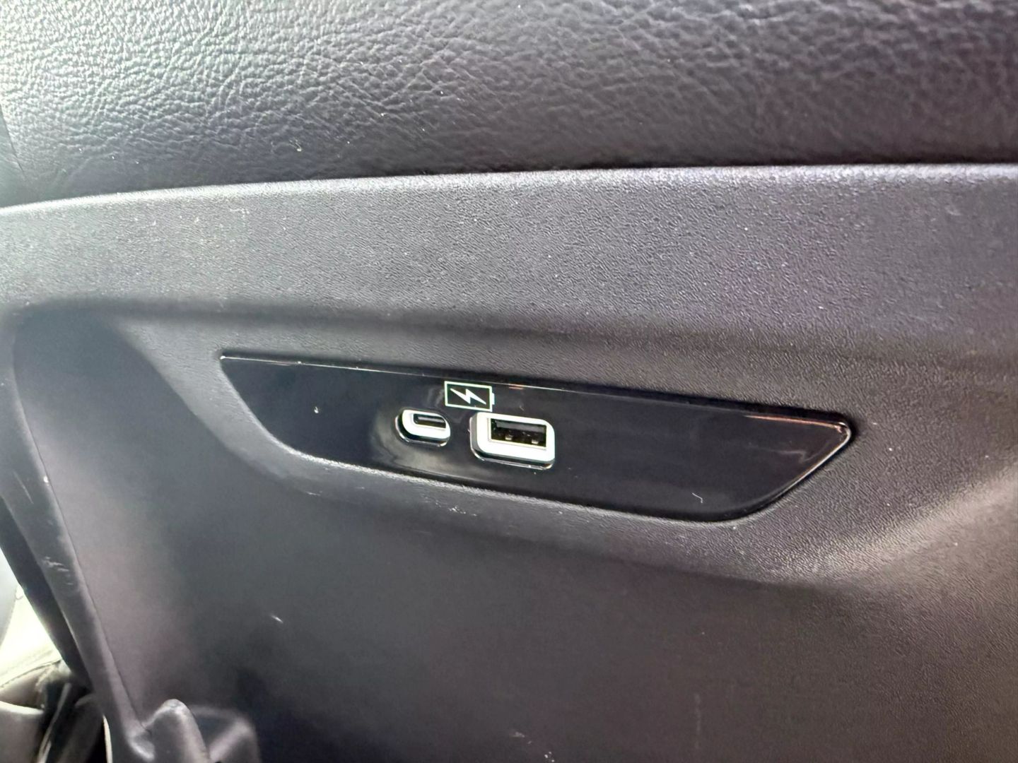 2022 Chrysler Pacifica - Image 19