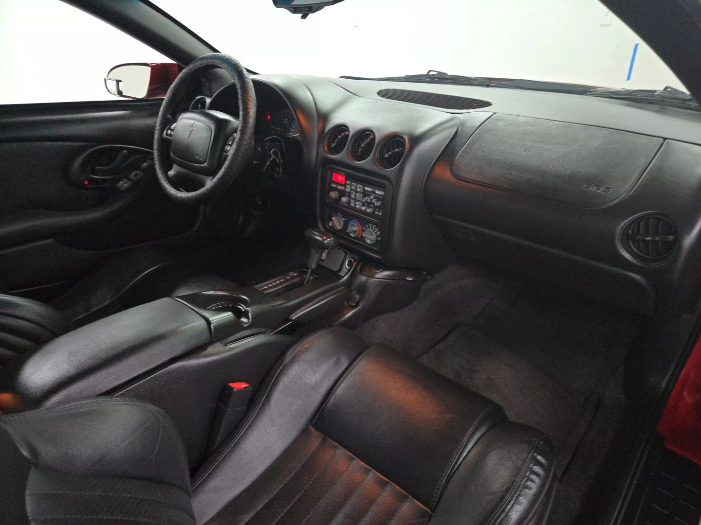 2000 Pontiac Firebird - Image 25