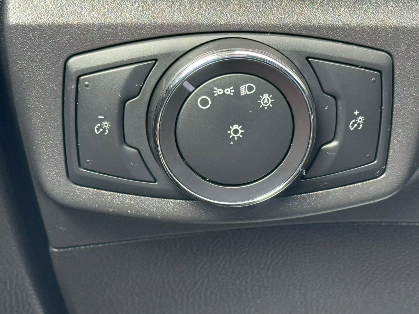 2013 Ford Fusion - Image 38
