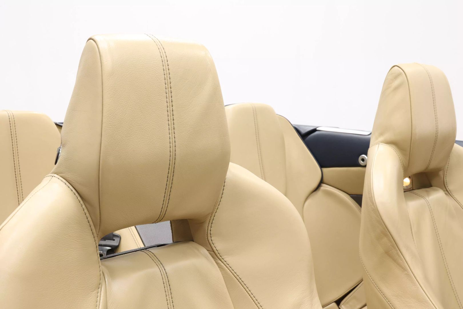 2008 Aston Martin Db9 - Image 74