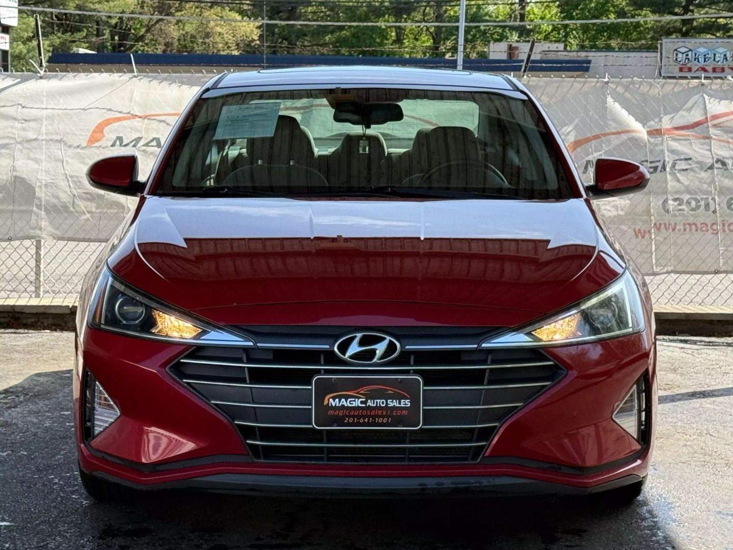 2019 Hyundai Elantra - Image 5