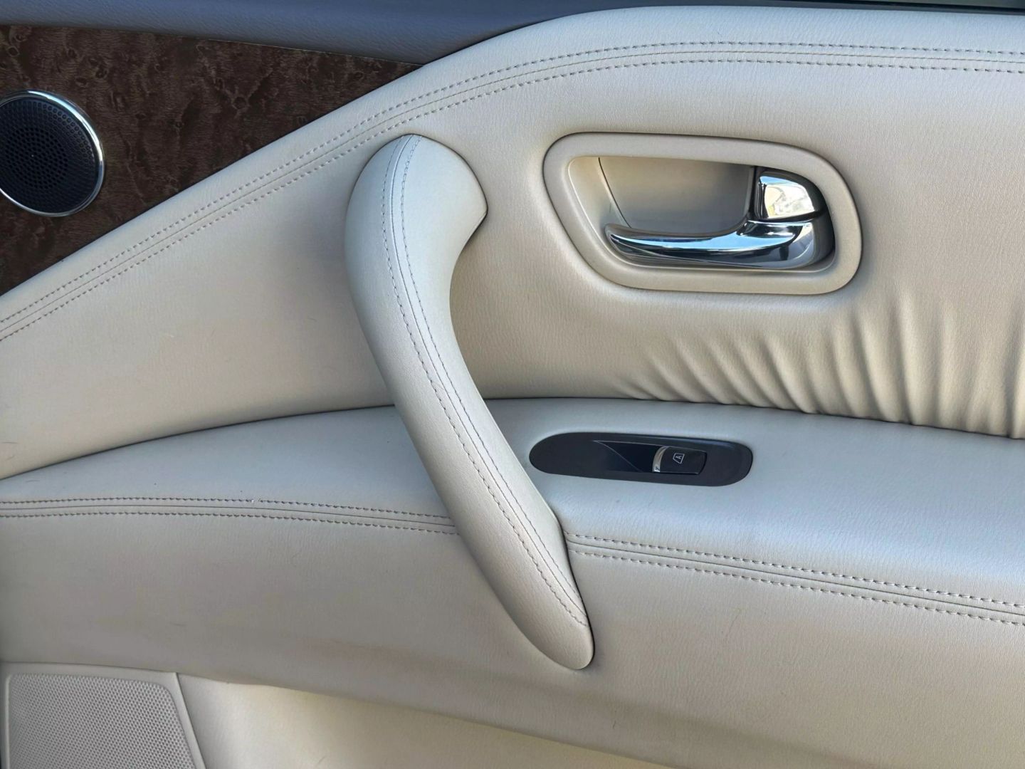 2015 Infiniti Qx80 - Image 27