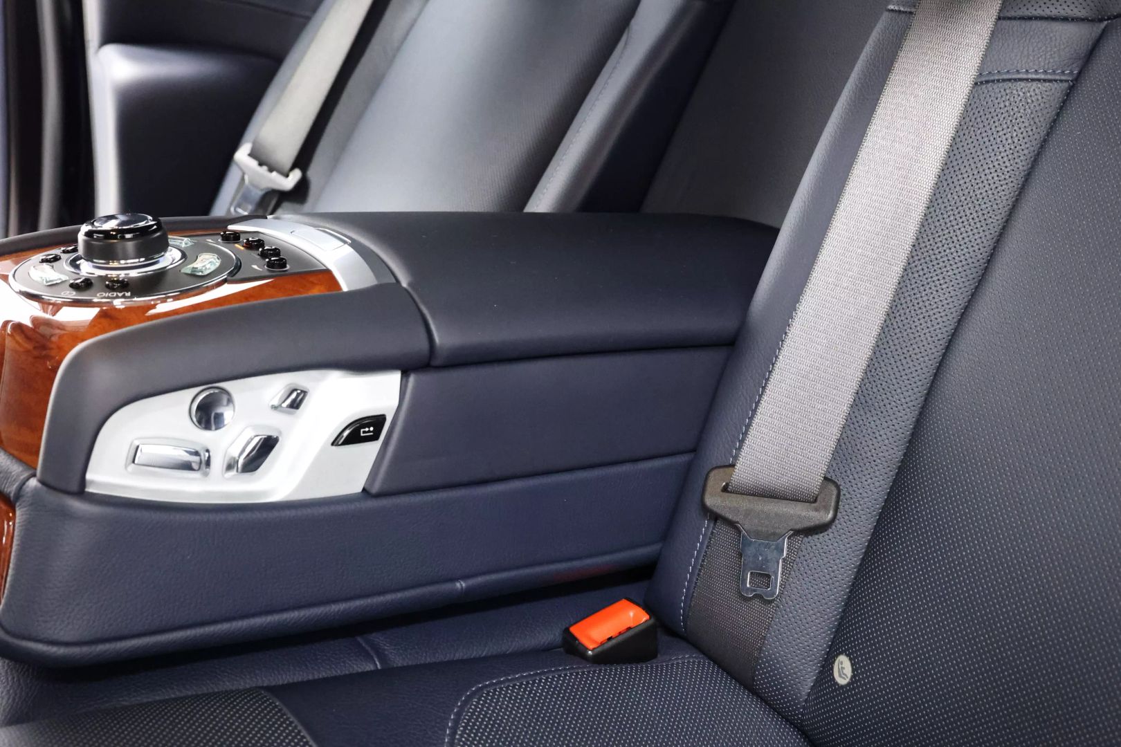 2012 Rolls-royce Ghost - Image 58
