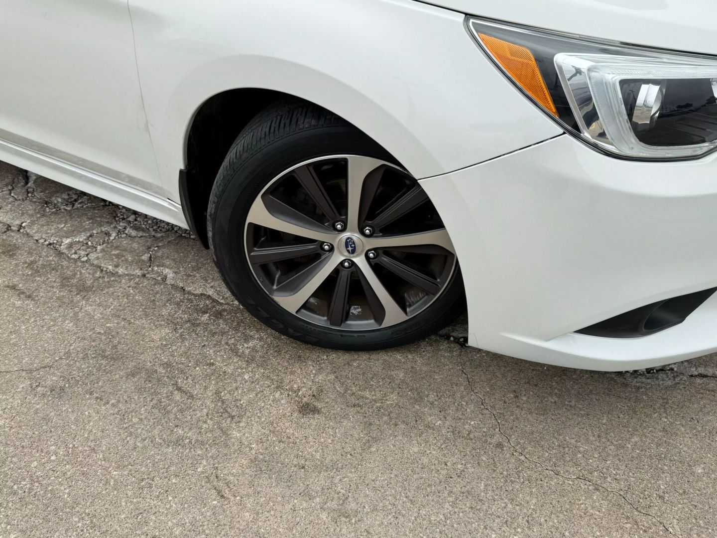 2015 Subaru Legacy - Image 55