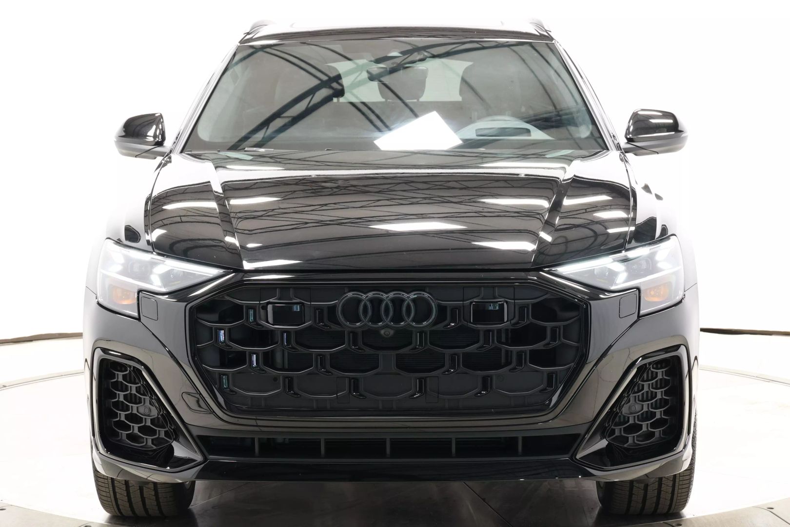 2025 Audi Q8 - Image 105
