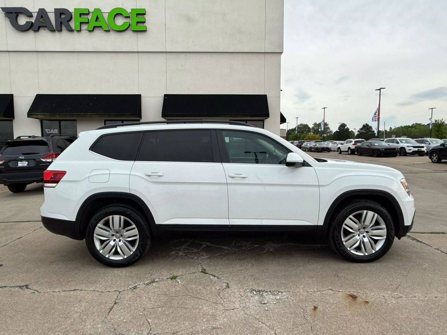 2020 Volkswagen Atlas - Image 16